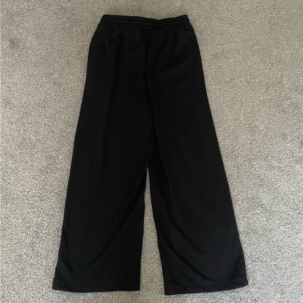 3/$45 Wide Leg Sweatpants - Picture 5 of 6